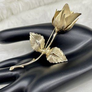 Giovanni Christmas Rose Brooch/Pin